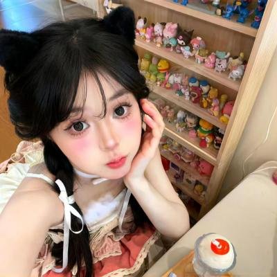 爱上小男人